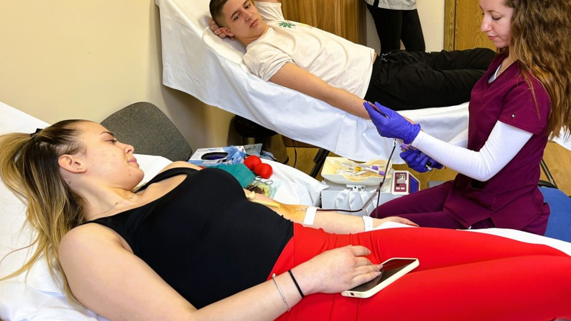 Областната болница в Бургас с рекорден брой кръводарители