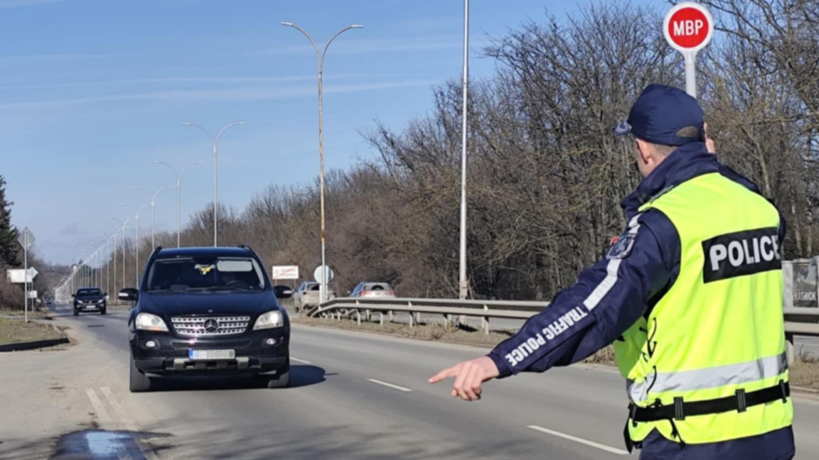 Полицията започва акция за безопасност заради засиления пътен трафик