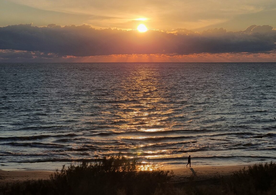 Отново слънчево, а следобед и горещо време