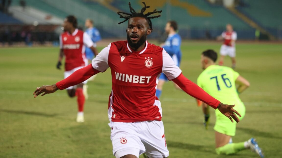 Голмайсторът на ЦСКА София не тренира пълноценно