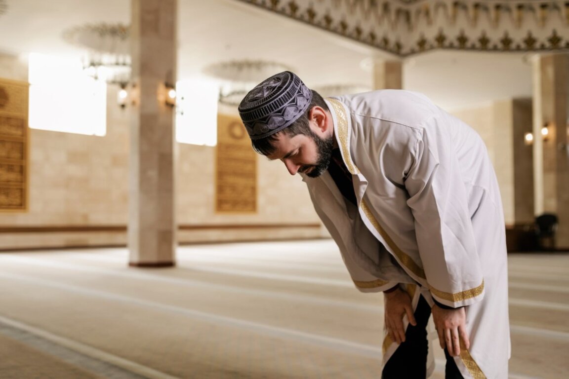 Cuma öğleden sonra- "Gençler ve din"