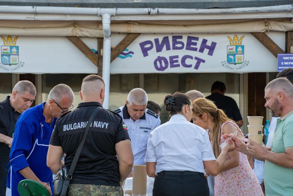 Рибният фест в Царево отново събра стотици 