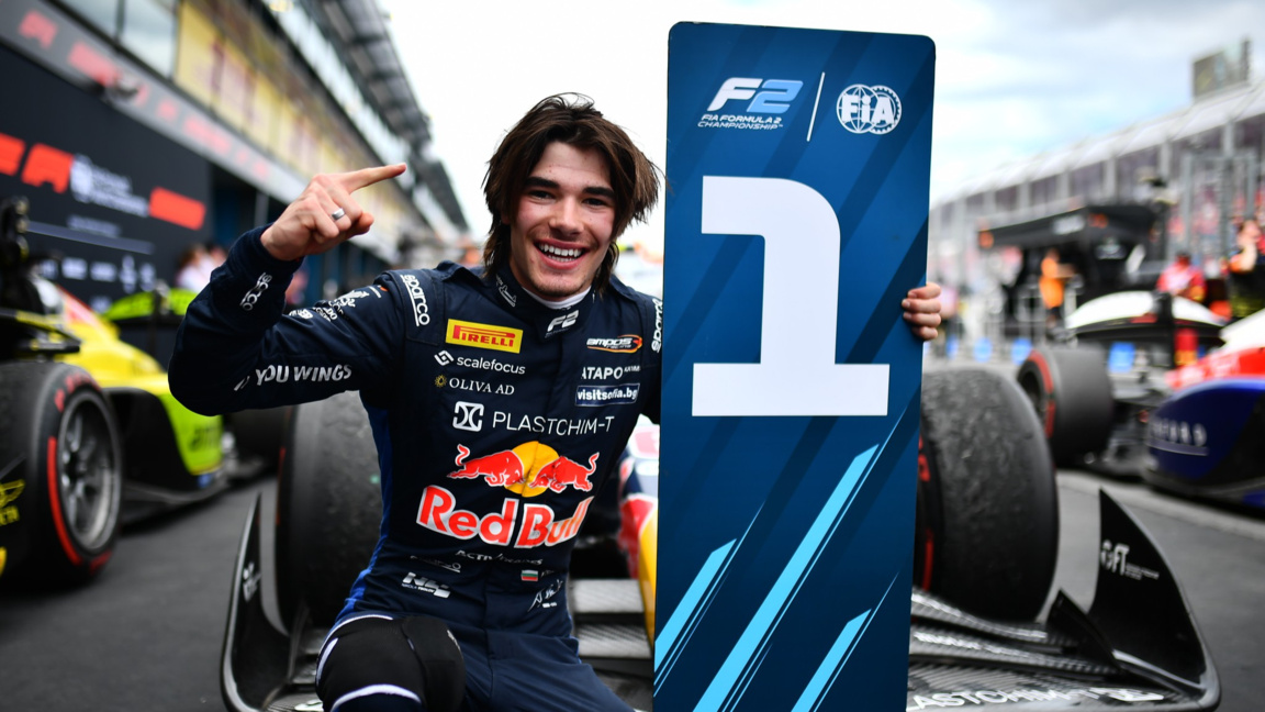 Никола Цолов спечели първия старт за сезона.