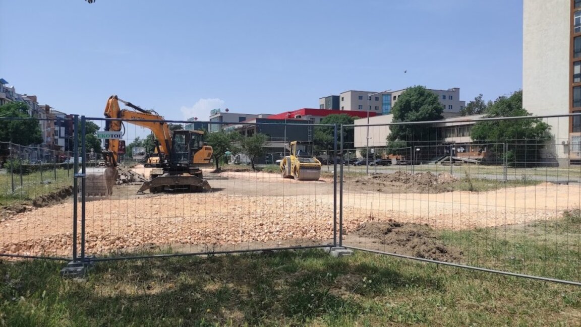 Жители на "Западен" протестират заради паркинг на болница "Пълмед"