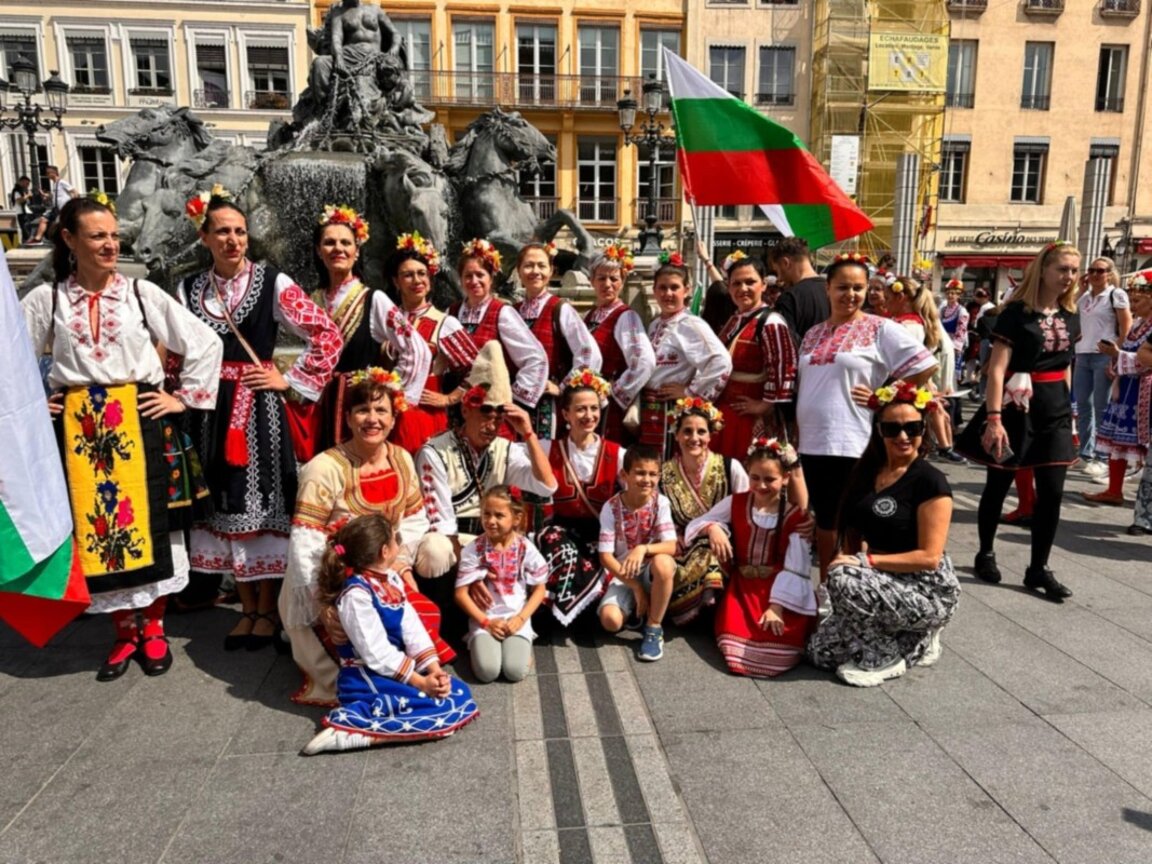 Една българка и нейното семейство "На мегдана на другата България"