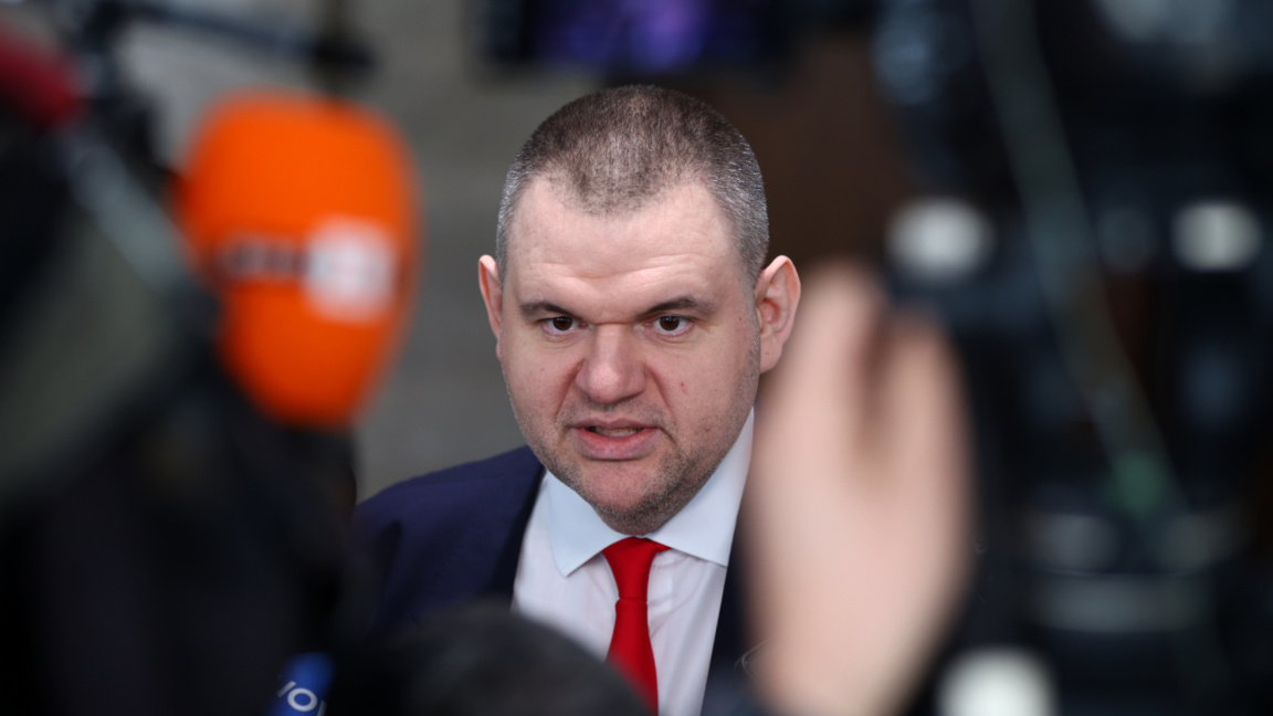 Peevski solicită procuraturii să verifice declarațiile ministrului de interne