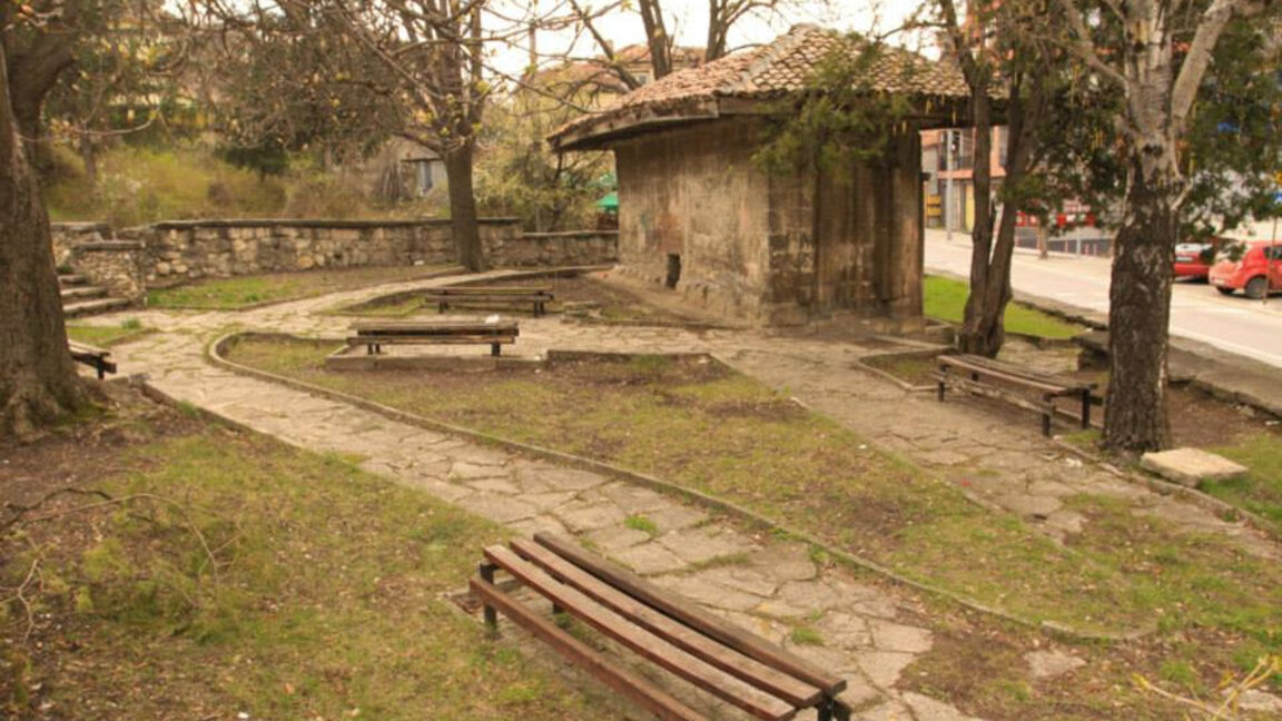 Şumen’de tarihi  çeşmelere can suyu