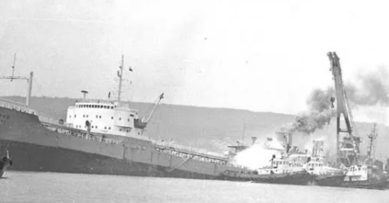 48 години от потушаването на пожара на танкера "Ерма" - разказват спасителите на Варна