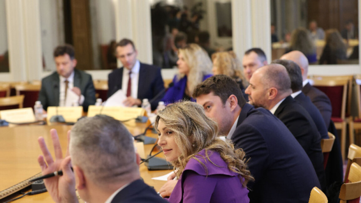 Comisia pentru Energie din Parlament a respins veto-ul prezidențial împotriva administratorului special la „Lukoil”