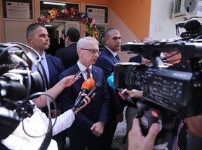 Премиерът кани зърнарите на среща утре заради протеста им