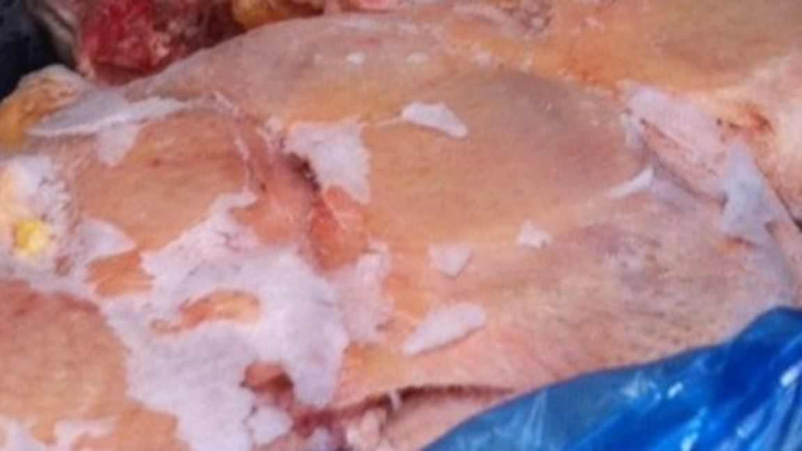 БАБХ откри над 10 тона месо с изтекъл срок в Свищов