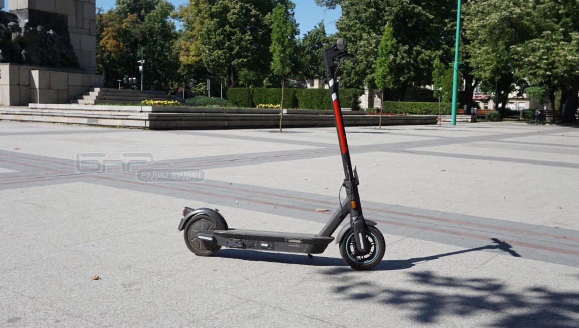 Момче пострада с електрическа тротинетка