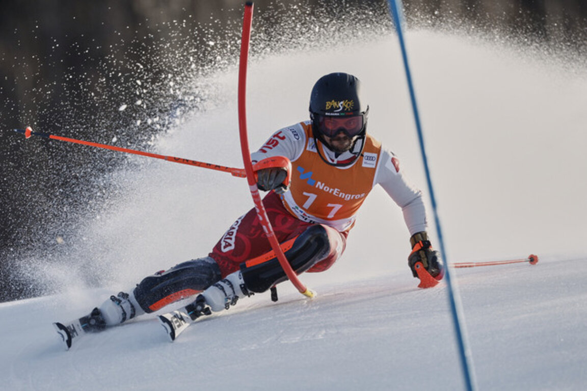 Алберт Попов