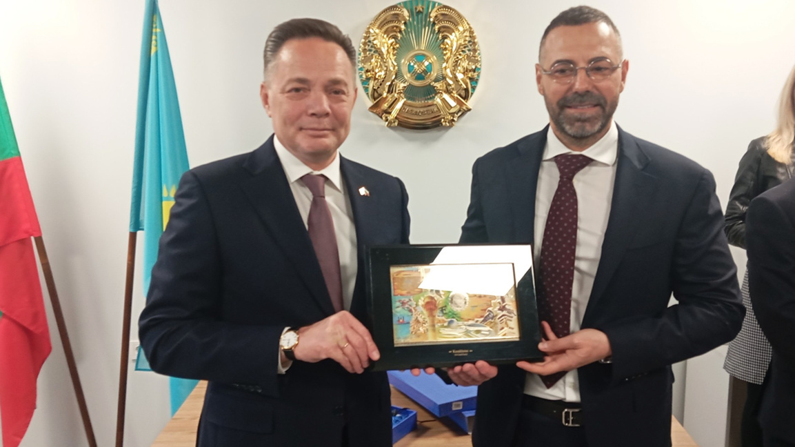 В Монтане открыли почетное консульство Казахстана