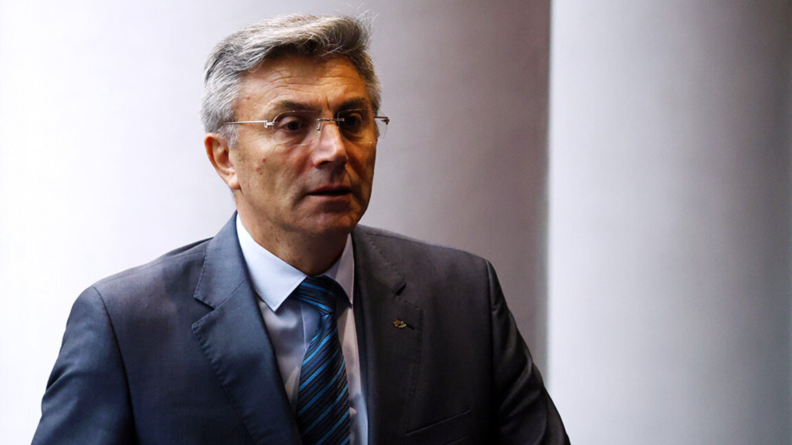 Mustafa Karadayi