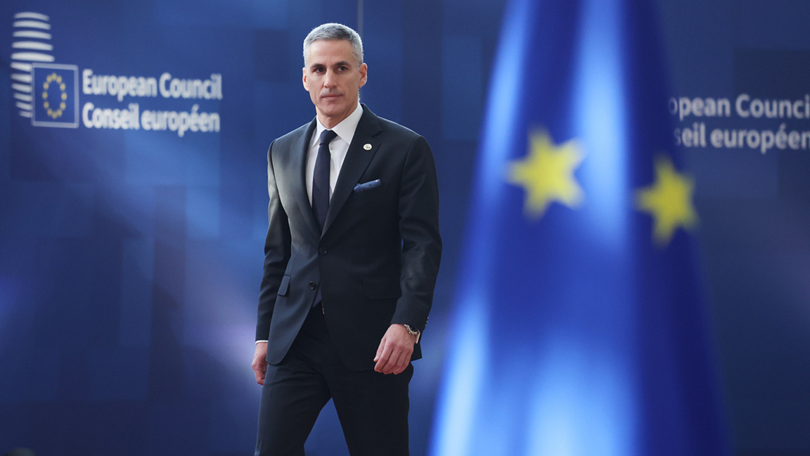 Ο Γκιούροφ αναμένει να τεθεί τέλος στο ιρανικό πυρηνικό και πυραυλικό πρόγραμμα