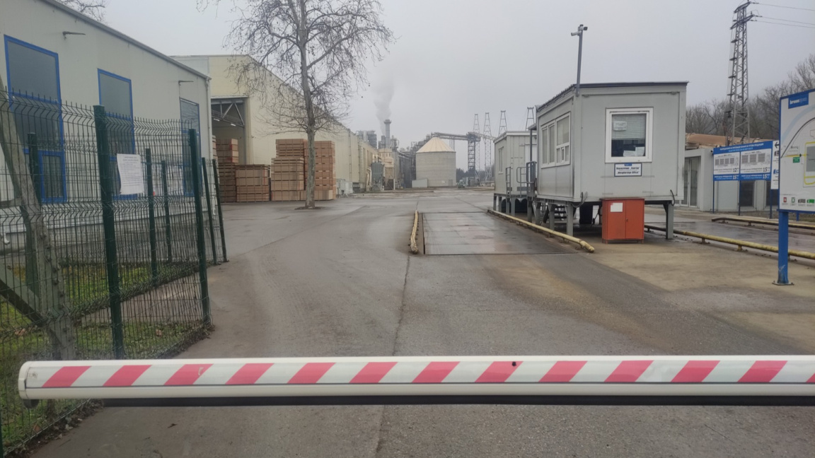 Съдът потвърди затварянето на "Кроношпан"