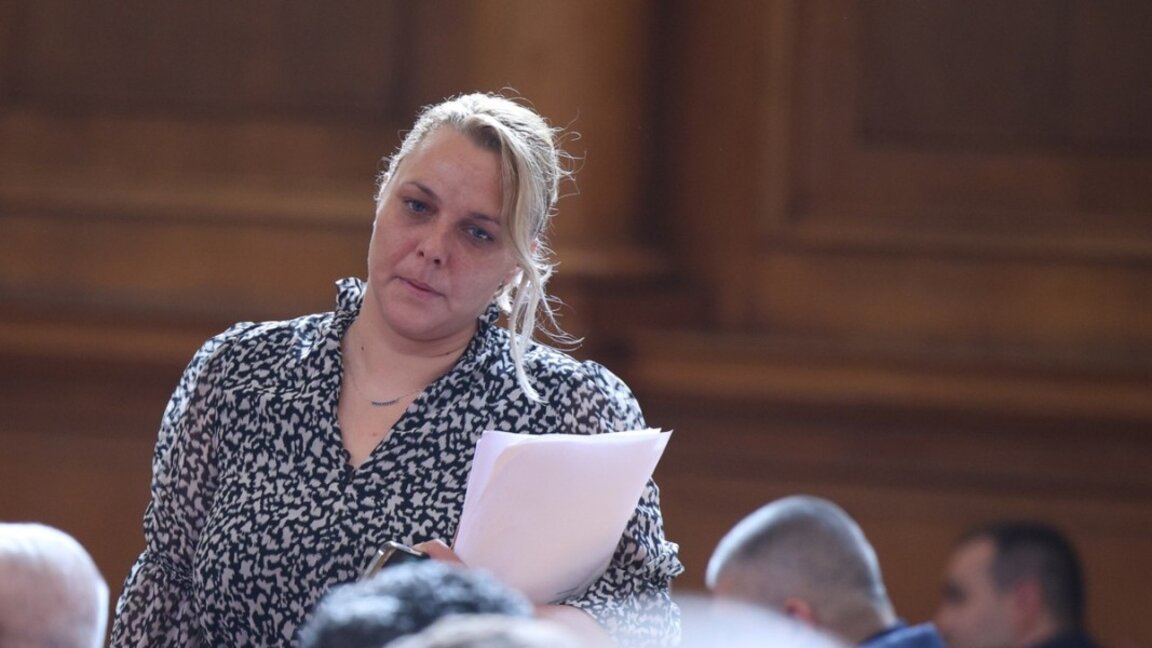 Илина Мутафчиева