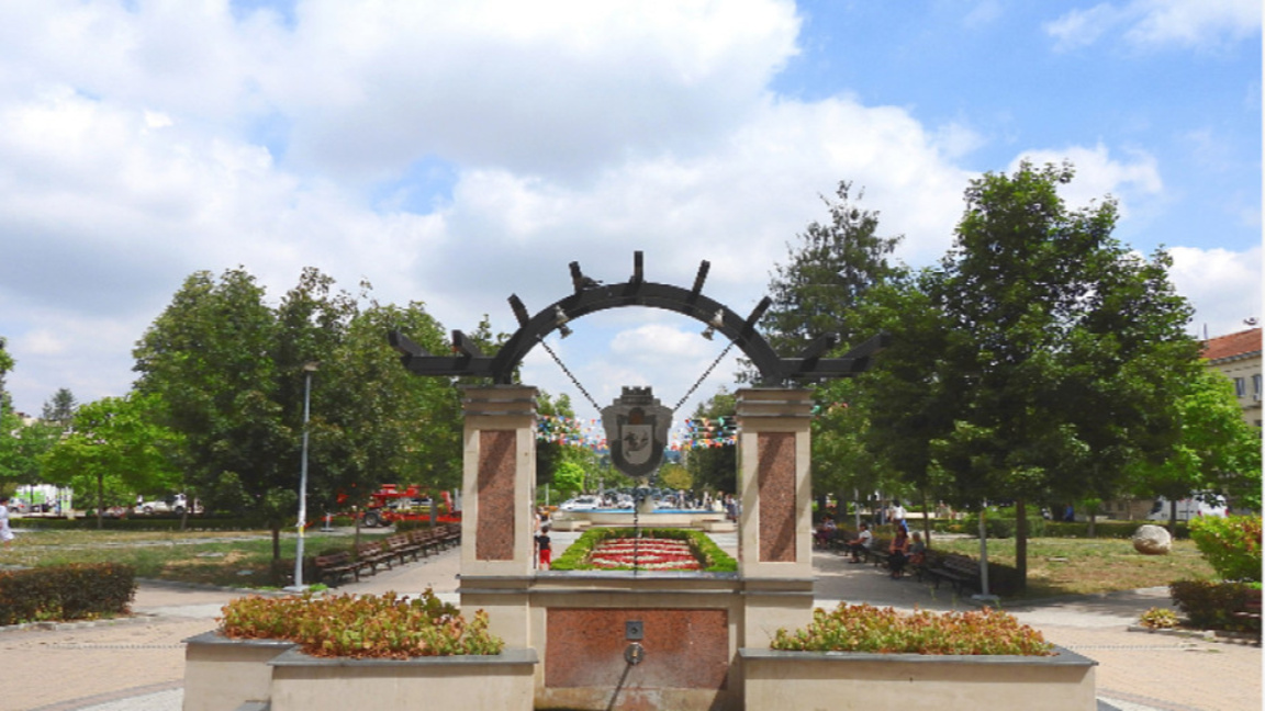 От чужбина българи се връщат в родния Ра...