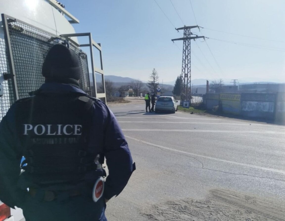 Двама са задържани при акция на полицията в Белоградчик