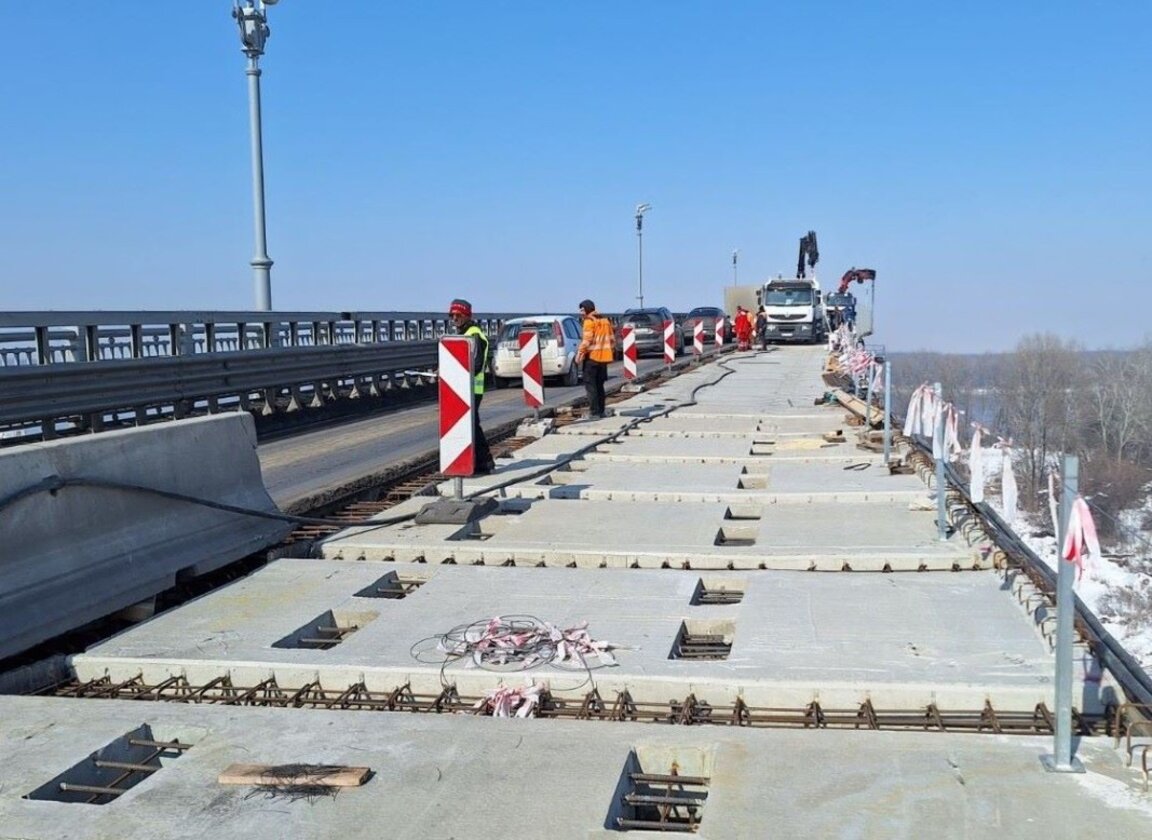 Trafik, Tuna Köprüsü’nde tek şeritten,Türkiye yönünde ise normal seyrediyor