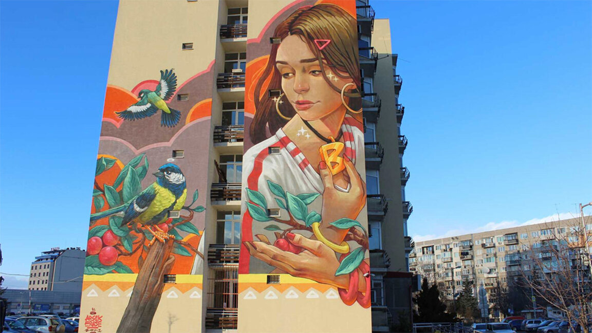 Sofia and its painted garments