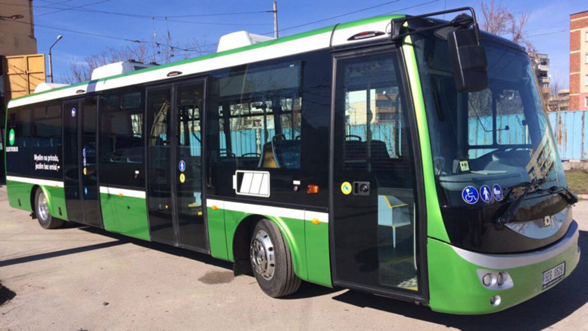 Във Враца купуват още два електробуса