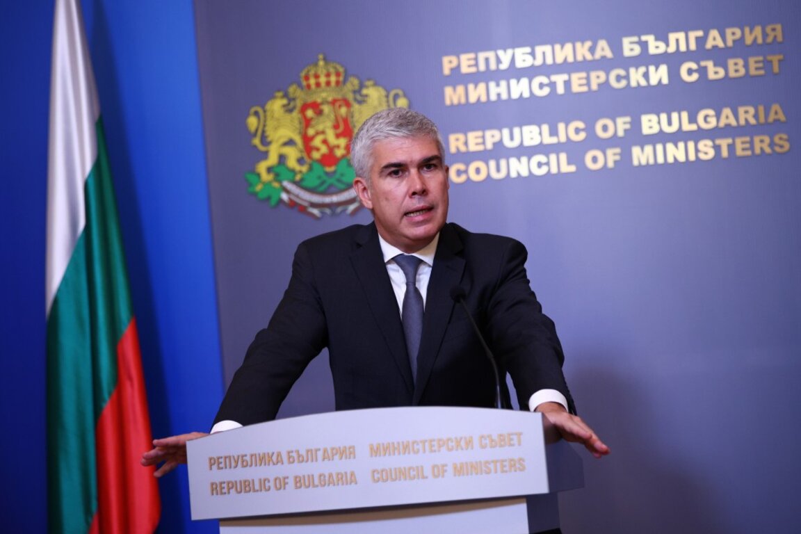 El ministro de Energía, Alexander Malinov