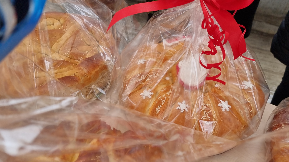 Тазгодишната празнична трапеза - по-скъпа от миналогодишната