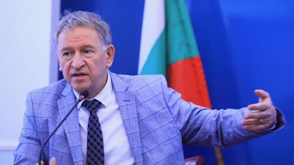 Д-р Стойчо Кацаров: Ако НЗОК не е монополист, здравно неосигурените може да са по-малко