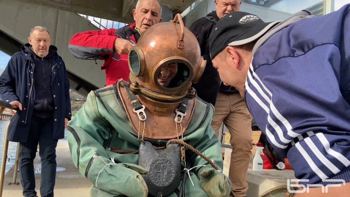 Ретро водолазна демонстрация на Никулден ще бъде представена на Мостика в Бургас