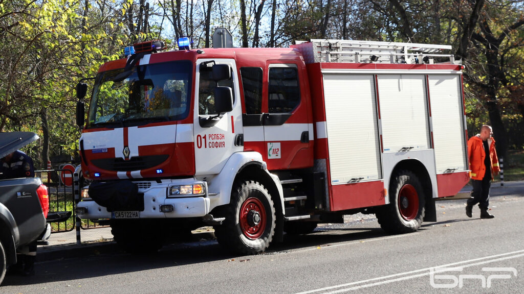 Потушиха пожар между Локорско и Кремиковци