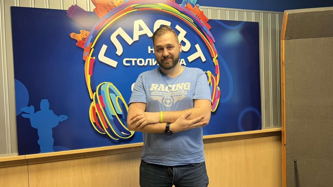 Александър Кръстев