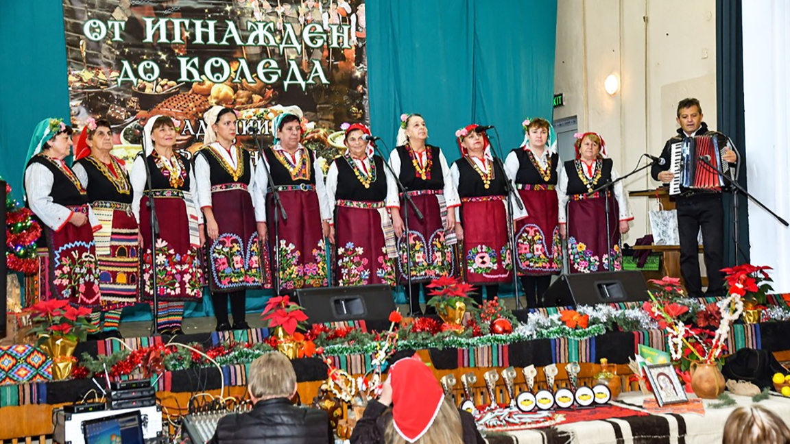 Një festë folklorike mbledh artistë nga e gjithë Bullgaria në fshatin Hrishteni