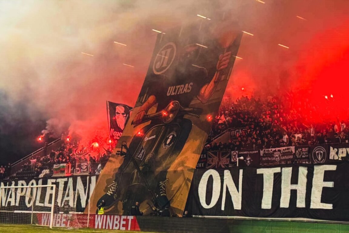 "Черно-белите" фенове ликуват