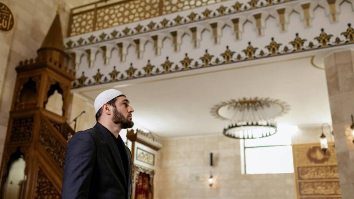 Cuma öğleden sonra