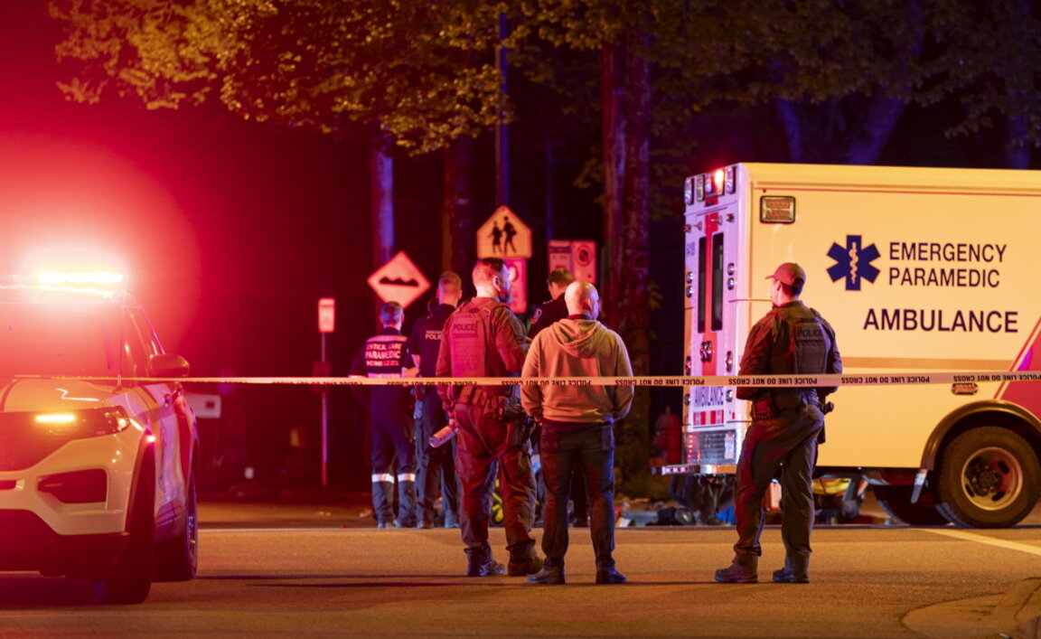 Най-малко 9 са жертвите във Ванкувър, където кола се вряза в уличен фестивал