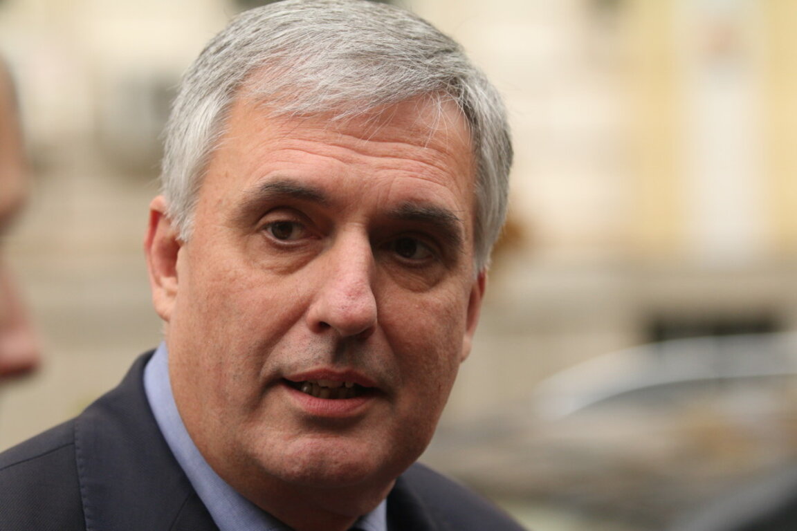 Ивайло Калфин: Увеличението на пенсиите не зависи от политическата воля