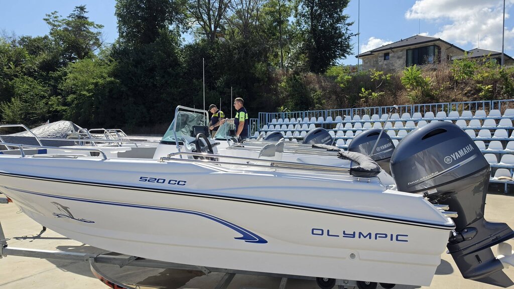 ИАРА получи четири нови патрулни лодки за контрол по вода