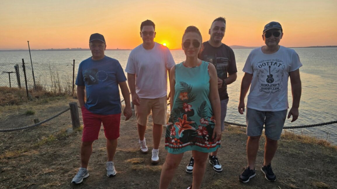 Серија јесењих концерата Мери Бојс Бенда и њихова нова песма – „Мој дечко“