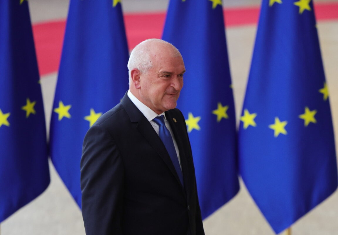 Българският министър-председател Димитър Главчев пристига за срещата в Брюксел, 17 юни 2024 г.