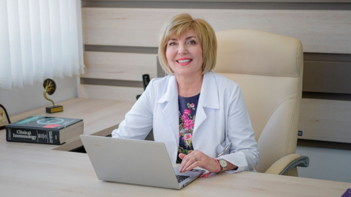 Проф. Елисавета Наумова