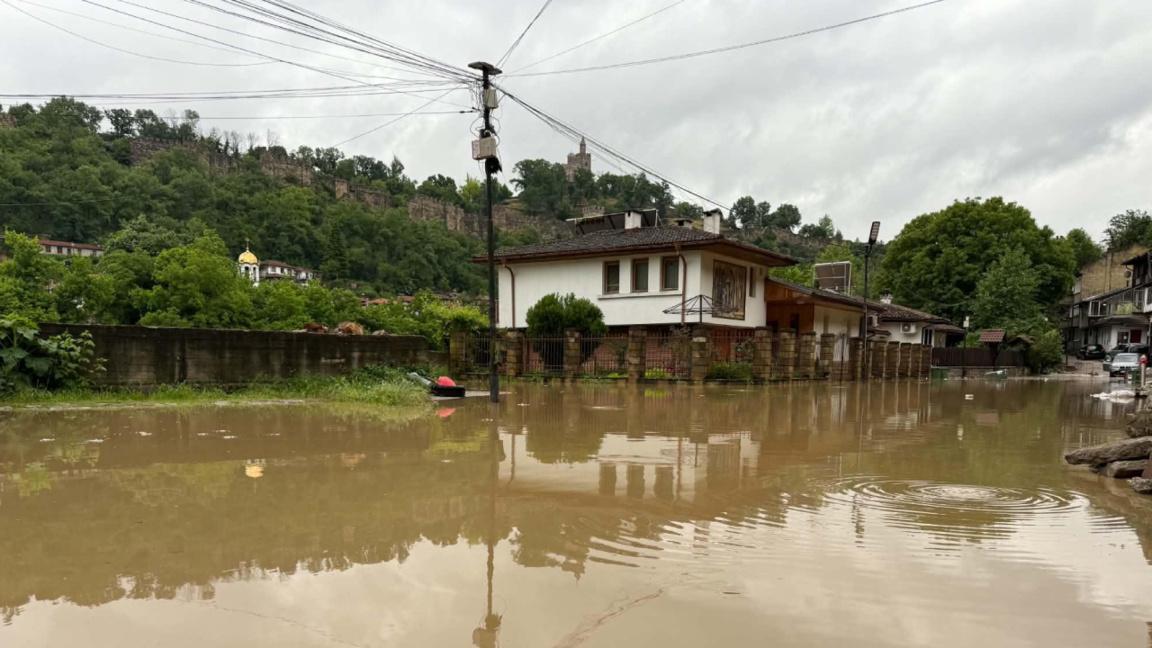 Veliko Tırnovo’da sağanak sonrası durum kademeli olarak normale dönüyor