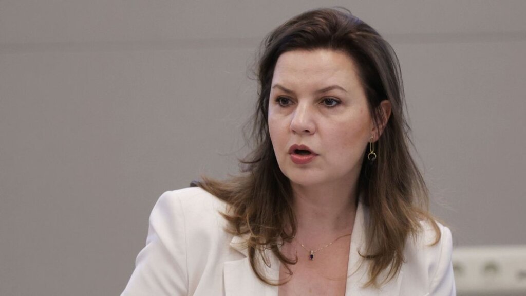 Мария Минчева: Не бива голям дял хора да работят на минимална заплата