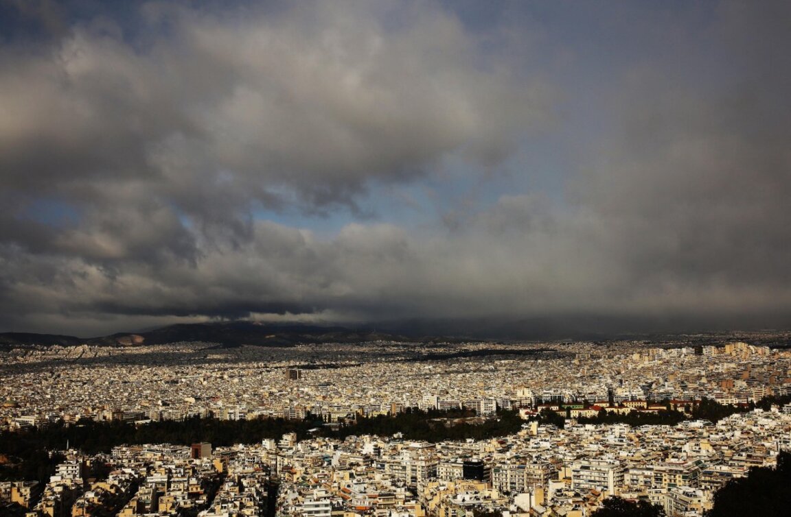 Предупреждение за опасно време е в сила за Гърция