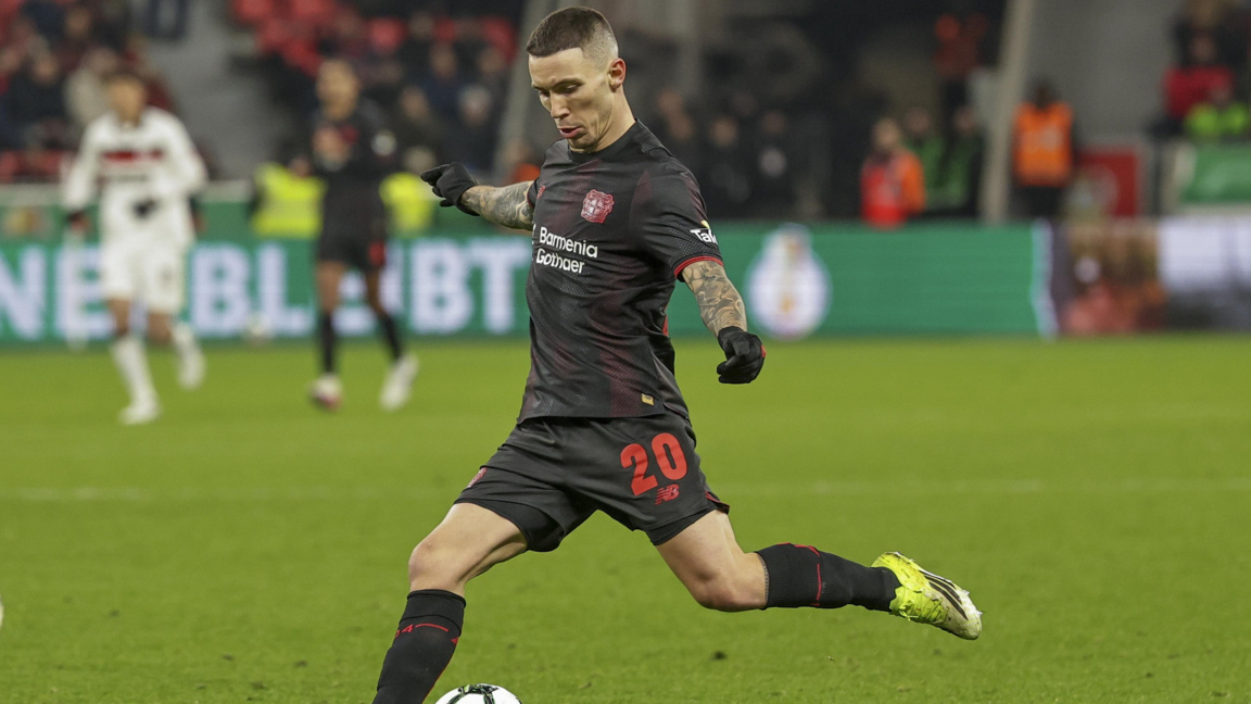 Борусия (Мьонхенгладбах) и Байер (Леверкузен) завършиха наравно в Бундеслигата