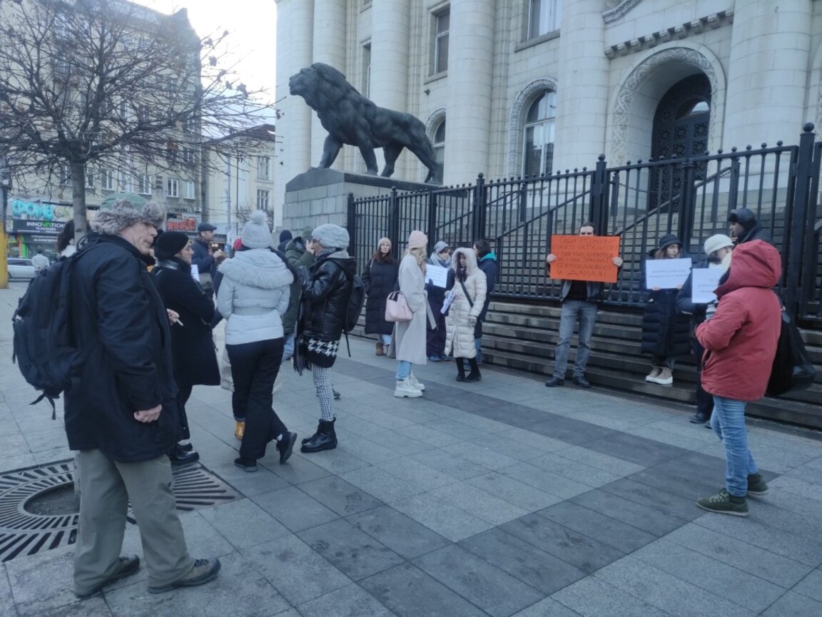 Пореден протест с искане за оставката на директора на "Пирогов"