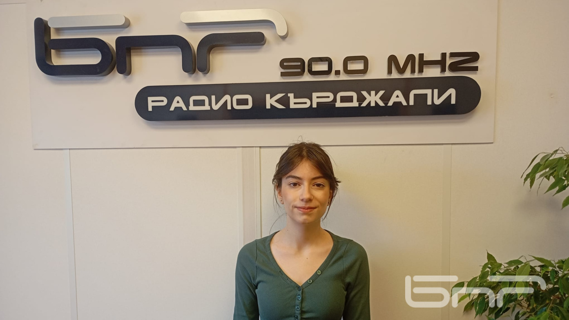 Радина Бояджиева направи своя поетичен д...