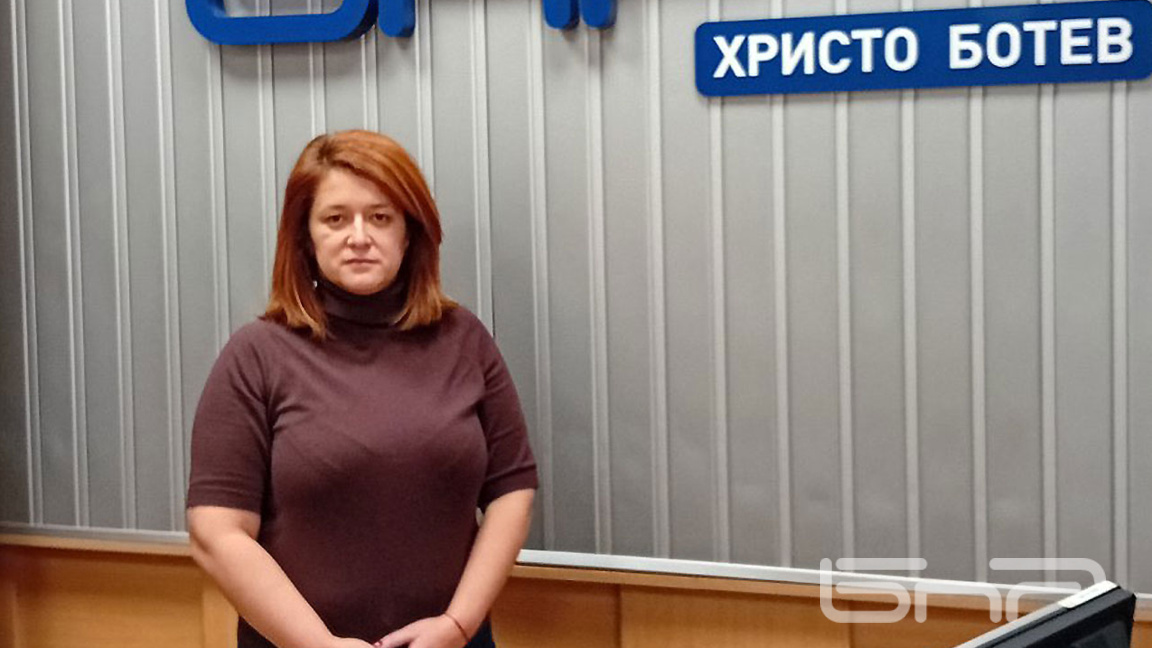 Доктор Деница Апостолова