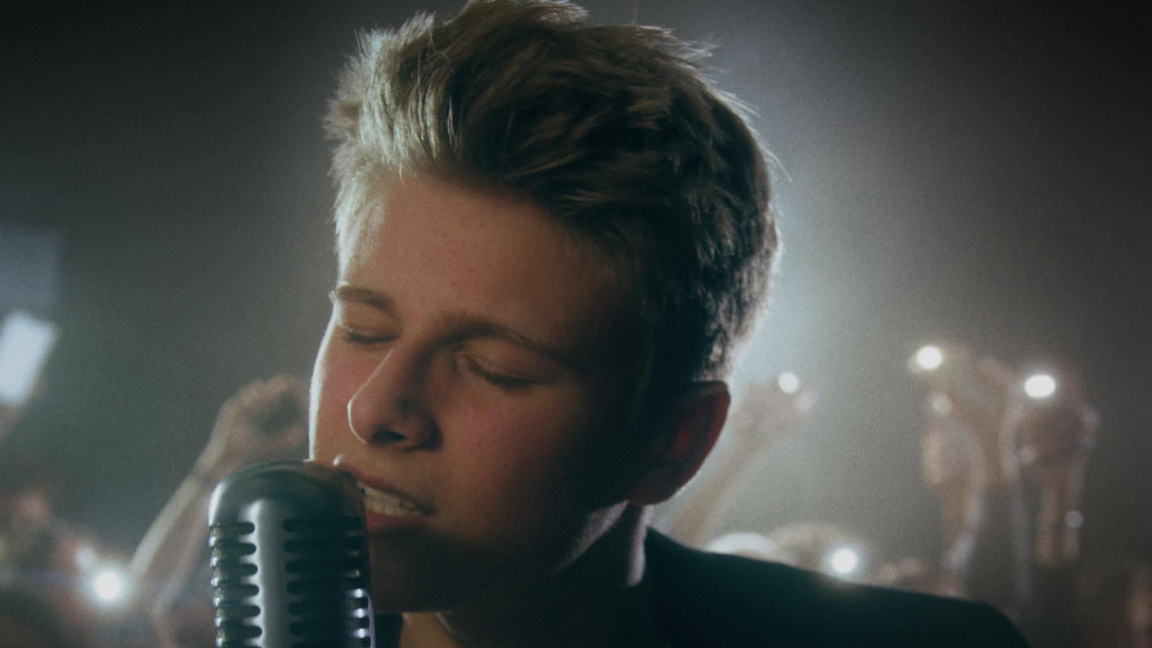 “Histori pa fund” – kënga e dytë autoriale e talentit Filip Donkov